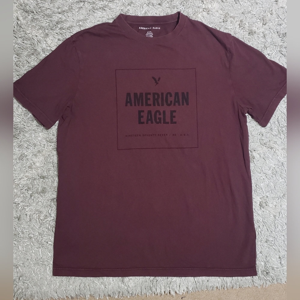 American Eagle Mens shirt M burgandy
